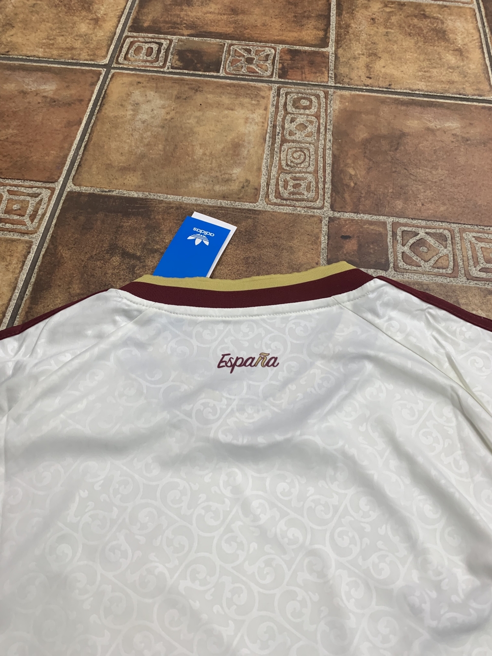 adidas Originals Spain 2026 World Cup Jersey Size M - Picture 5 of 6